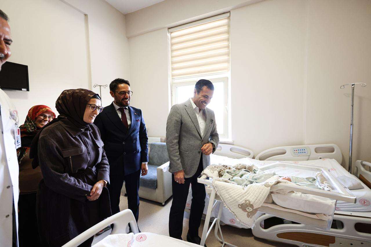 AK Parti Konya’dan Akşehir çıkarması! Gün boyu mahalle mahalle gezdiler 4